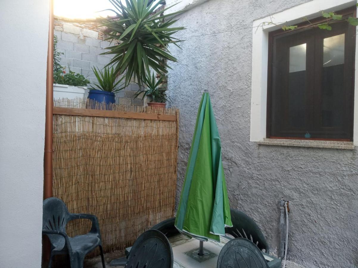 3 Mini Studios In סיניסקולה מראה חיצוני תמונה